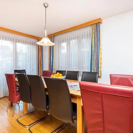 Waldsicht シャレー フラッハウ